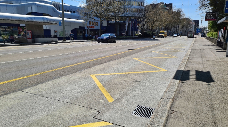 Bushaltetselle Grossacker.